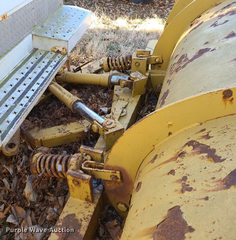 image for item JG9257 11'W snow plow