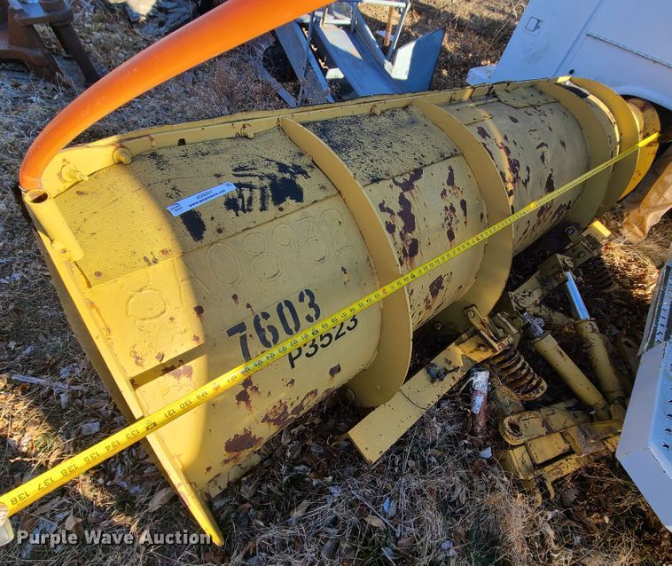 image for item JG9257 11'W snow plow