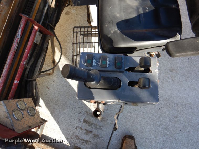 image for item JJ9357 2000 Case 6010 Turbo  directional boring unit