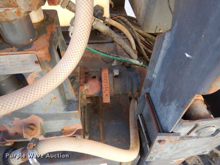 image for item JJ9357 2000 Case 6010 Turbo  directional boring unit