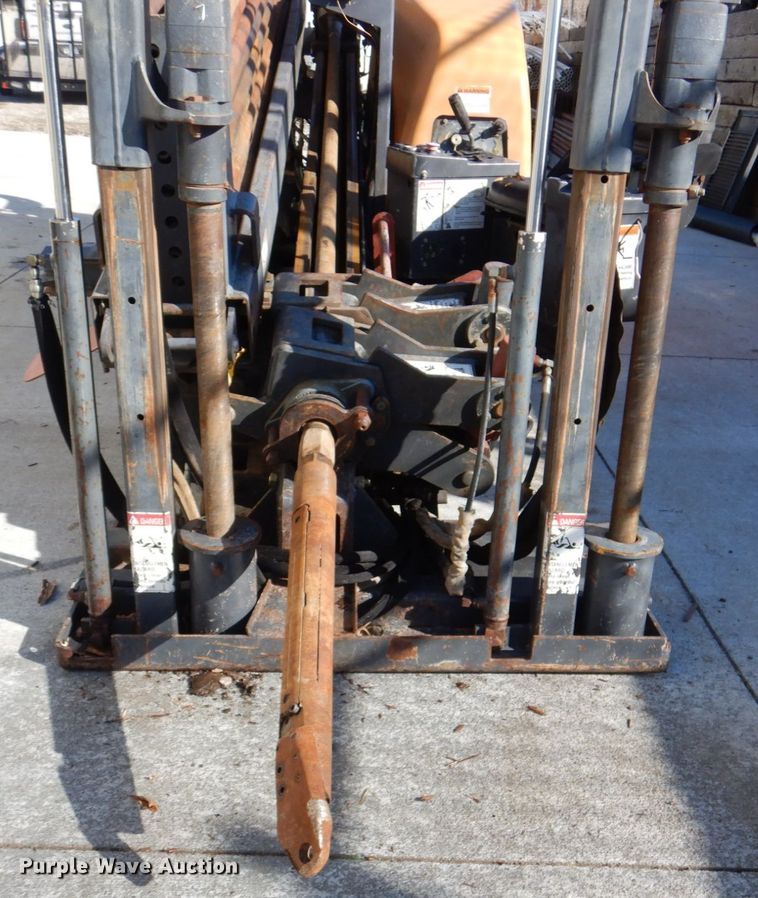 image for item JJ9357 2000 Case 6010 Turbo  directional boring unit