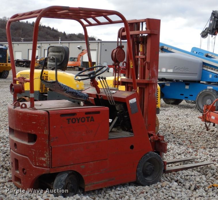 image for item JJ9361 Toyota FFBCS20  forklift