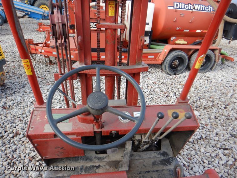 image for item JJ9361 Toyota FFBCS20  forklift