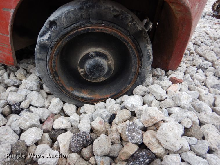 image for item JJ9361 Toyota FFBCS20  forklift