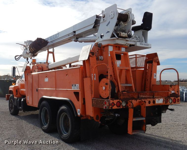 image for item JJ9700 1997 GMC C8500  digger derrick truck