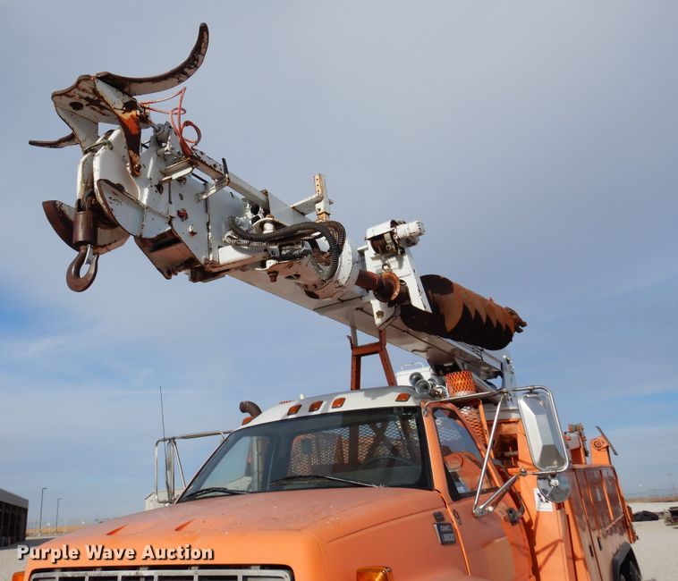 image for item JJ9700 1997 GMC C8500  digger derrick truck