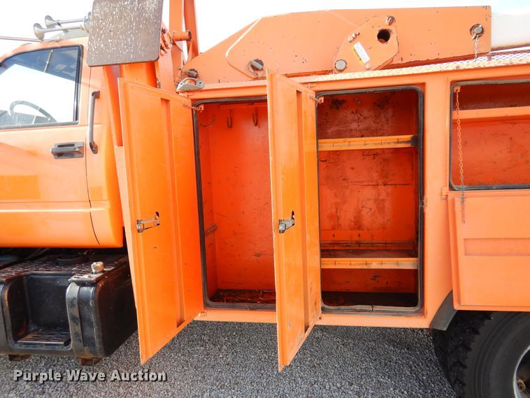 image for item JJ9700 1997 GMC C8500  digger derrick truck