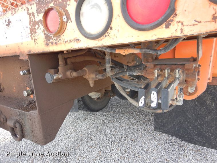 image for item JJ9700 1997 GMC C8500  digger derrick truck