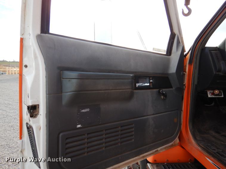 image for item JJ9700 1997 GMC C8500  digger derrick truck