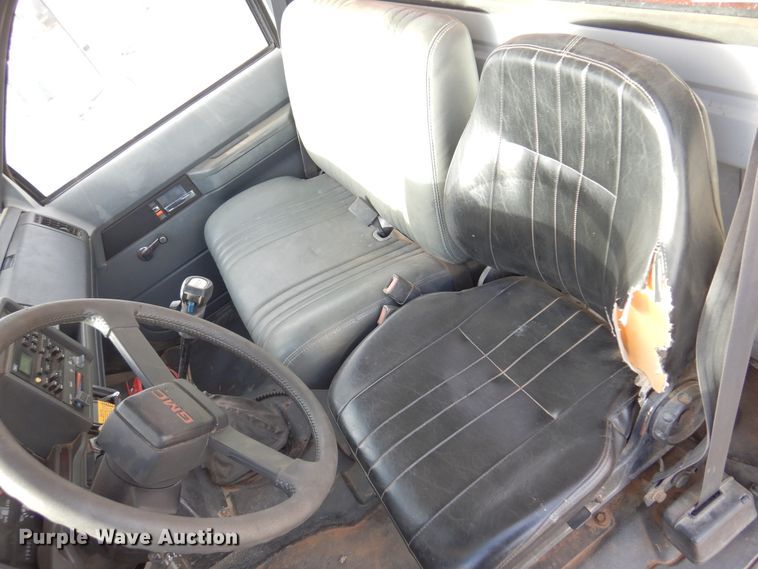 image for item JJ9700 1997 GMC C8500  digger derrick truck