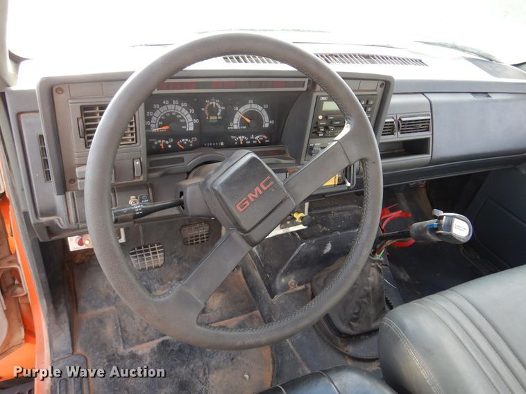 image for item JJ9700 1997 GMC C8500  digger derrick truck