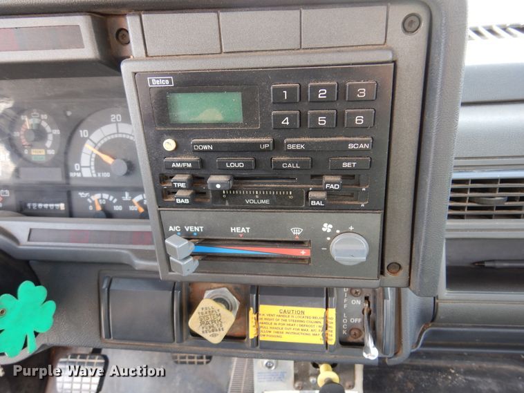 image for item JJ9700 1997 GMC C8500  digger derrick truck