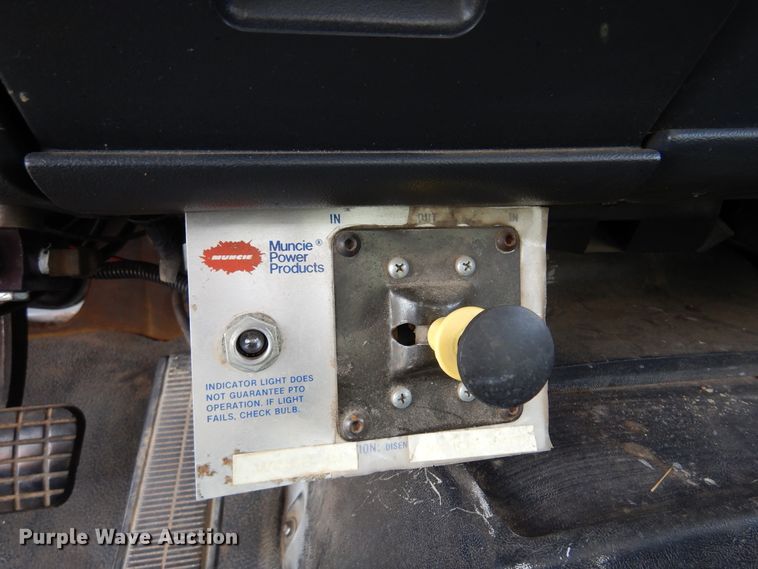 image for item JJ9700 1997 GMC C8500  digger derrick truck