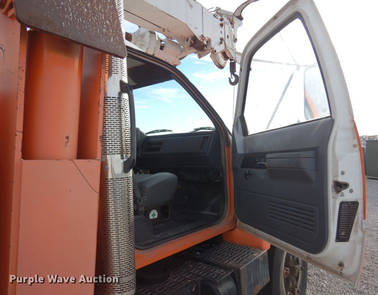 image for item JJ9700 1997 GMC C8500  digger derrick truck