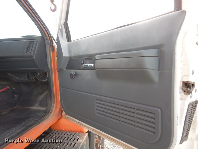 image for item JJ9700 1997 GMC C8500  digger derrick truck