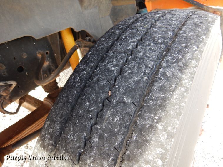 image for item JJ9700 1997 GMC C8500  digger derrick truck