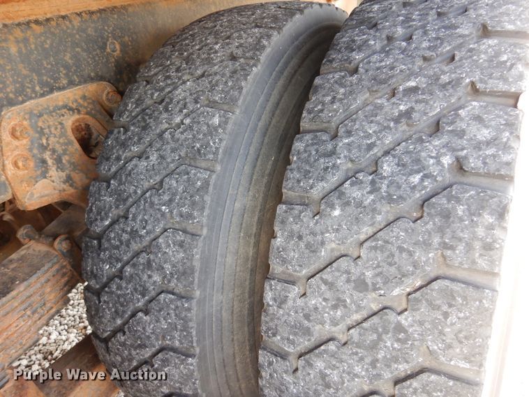 image for item JJ9700 1997 GMC C8500  digger derrick truck