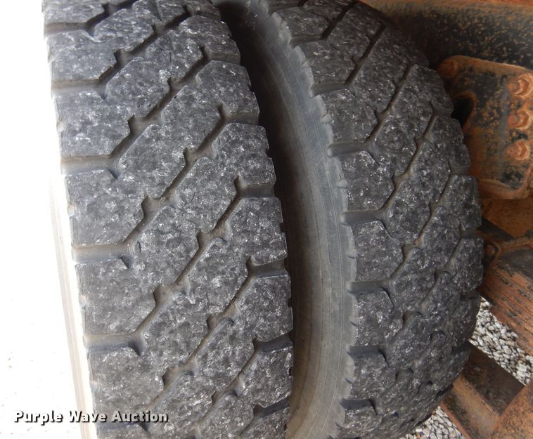 image for item JJ9700 1997 GMC C8500  digger derrick truck