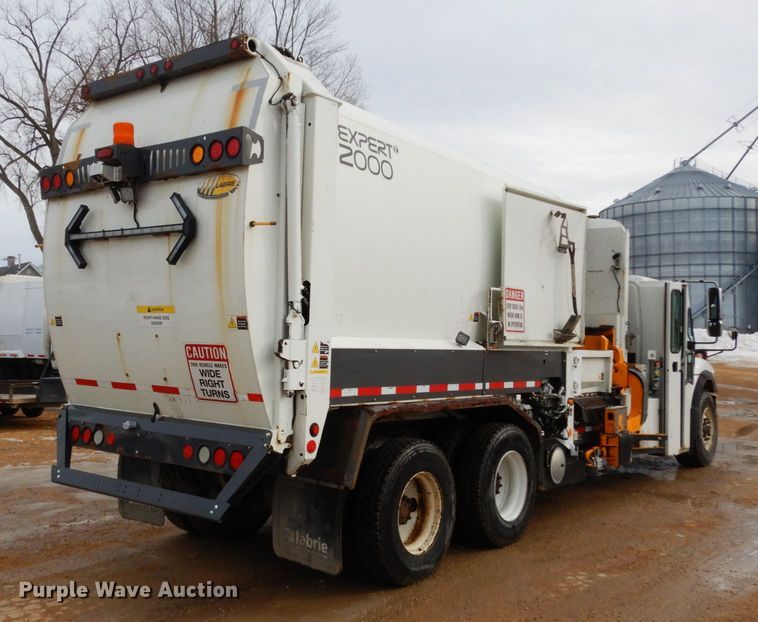 image for item JK9796 2009 International 7400  refuse truck