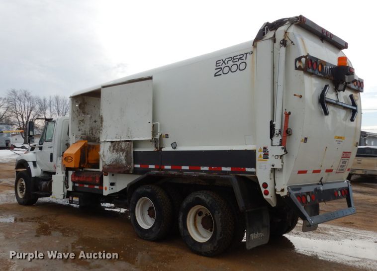 image for item JK9796 2009 International 7400  refuse truck