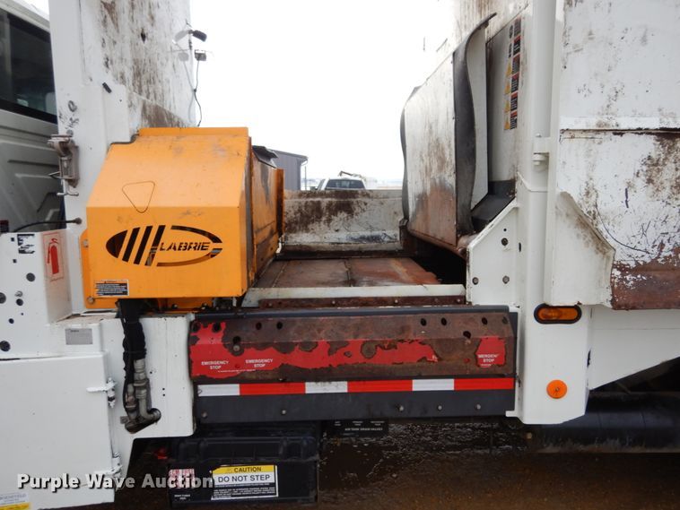 image for item JK9796 2009 International 7400  refuse truck