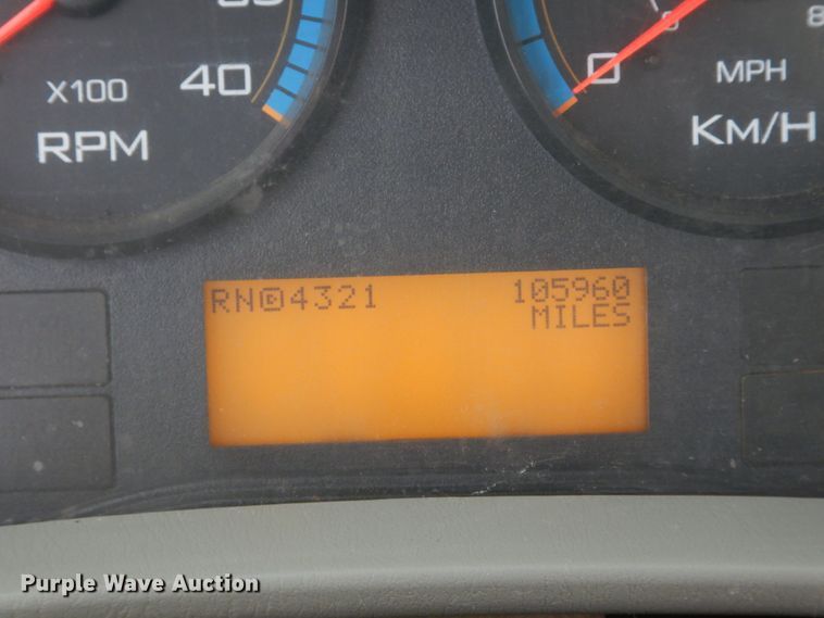 image for item JK9796 2009 International 7400  refuse truck