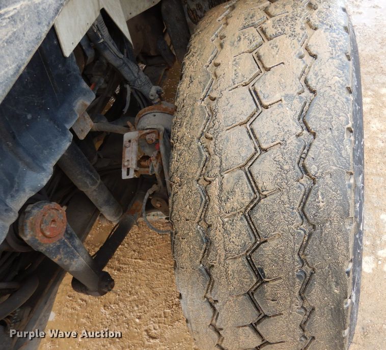 image for item JK9796 2009 International 7400  refuse truck