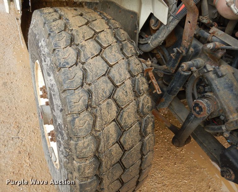 image for item JK9796 2009 International 7400  refuse truck