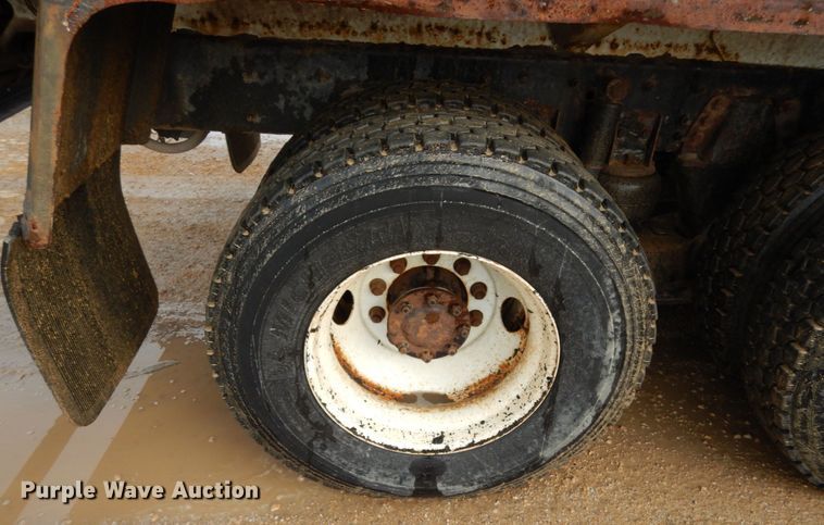 image for item JK9796 2009 International 7400  refuse truck