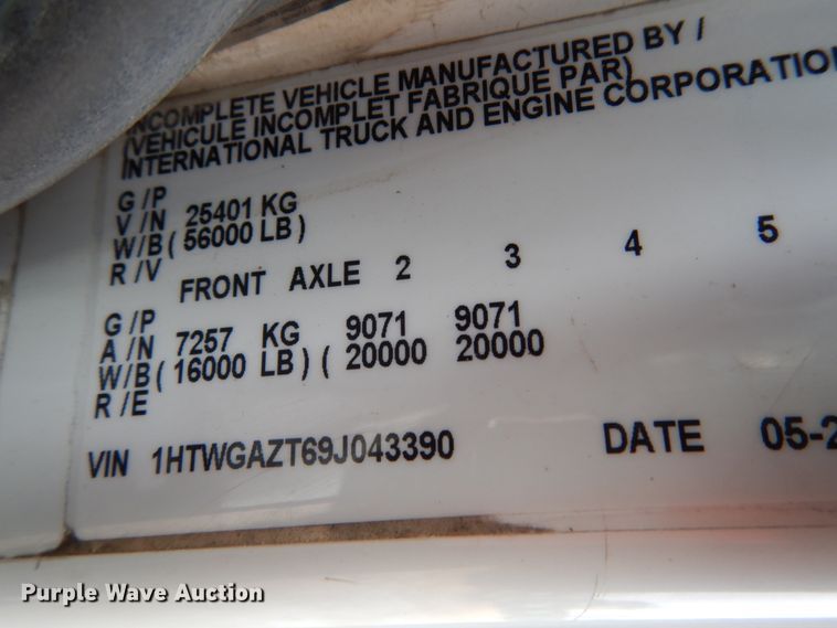 image for item JK9796 2009 International 7400  refuse truck