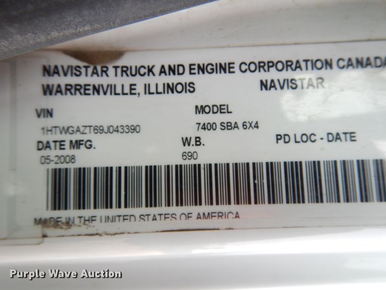 image for item JK9796 2009 International 7400  refuse truck