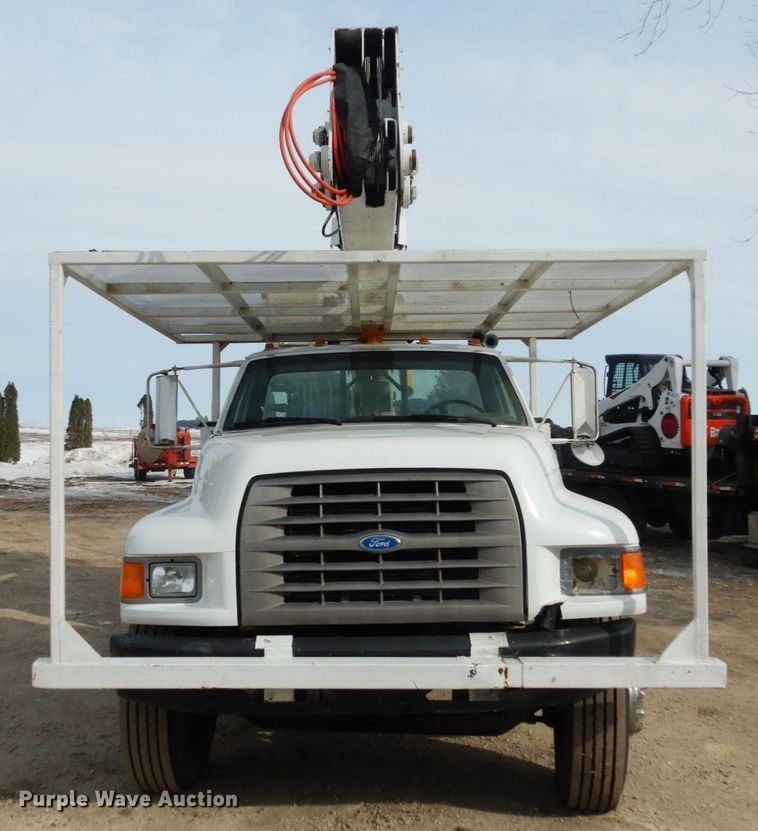image for item JK9799 1995 Ford F800  forestry bucket truck