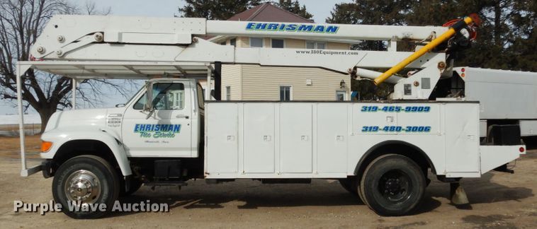 image for item JK9799 1995 Ford F800  forestry bucket truck