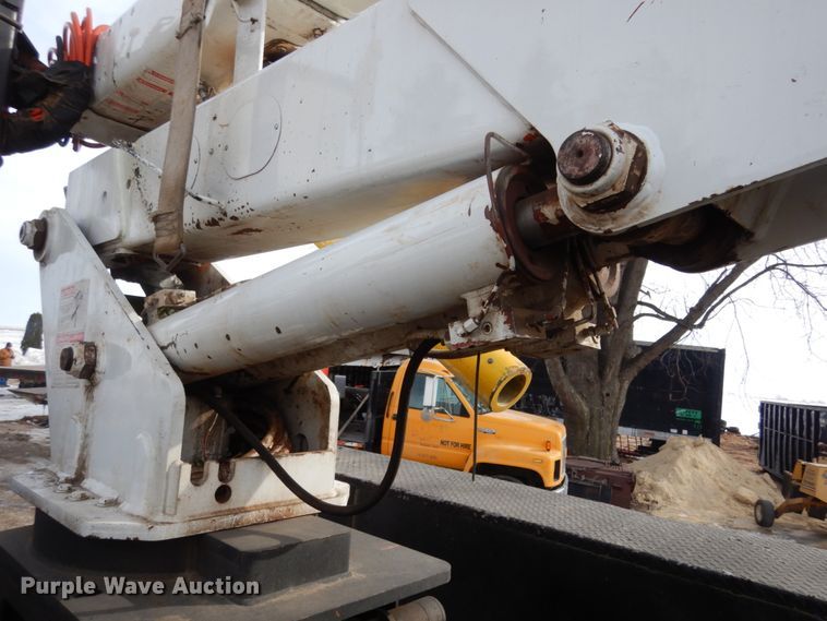 image for item JK9799 1995 Ford F800  forestry bucket truck