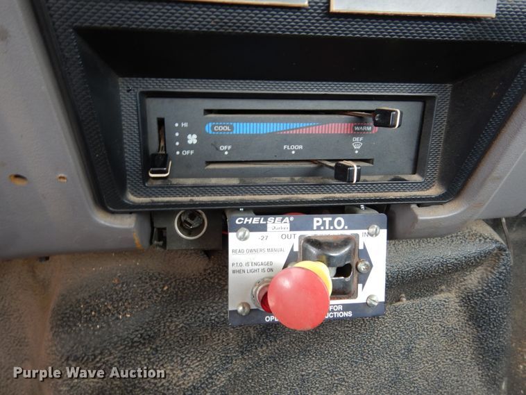 image for item JK9799 1995 Ford F800  forestry bucket truck