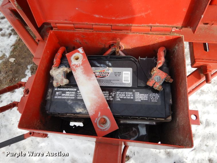 image for item JK9800 Morbark 2400  wood chipper