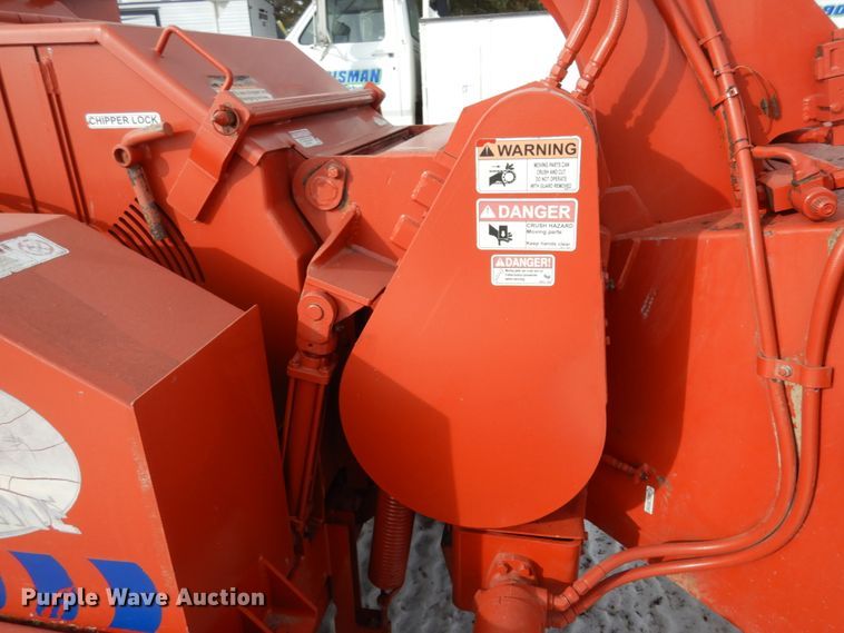 image for item JK9800 Morbark 2400  wood chipper