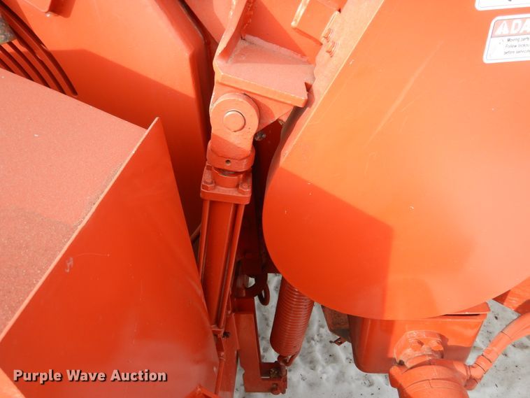 image for item JK9800 Morbark 2400  wood chipper