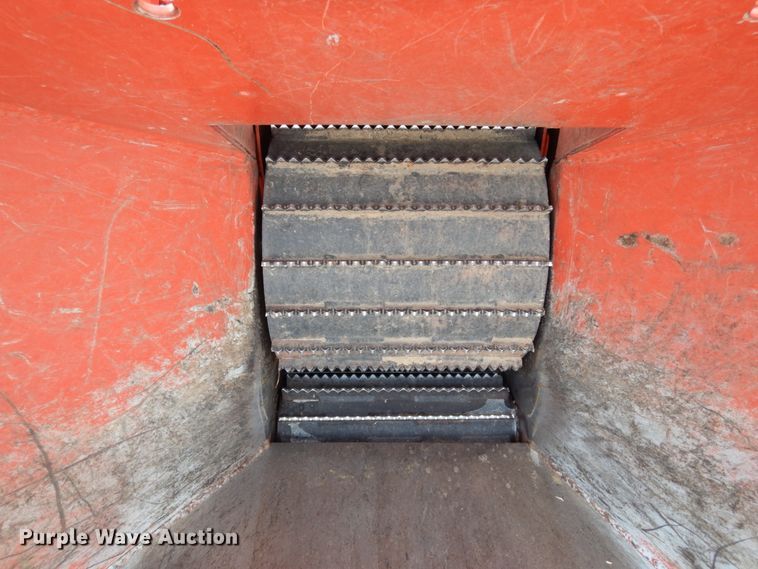 image for item JK9800 Morbark 2400  wood chipper