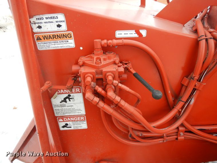 image for item JK9800 Morbark 2400  wood chipper