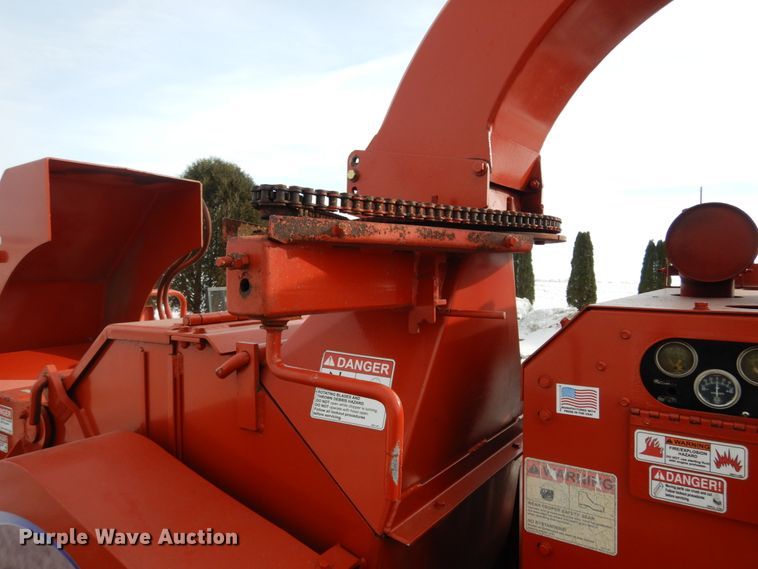 image for item JK9800 Morbark 2400  wood chipper