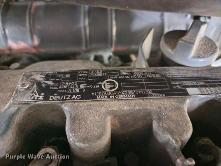 image for item JP9035 2006 Volvo L25B-P  wheel loader