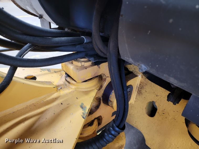 image for item JP9035 2006 Volvo L25B-P  wheel loader