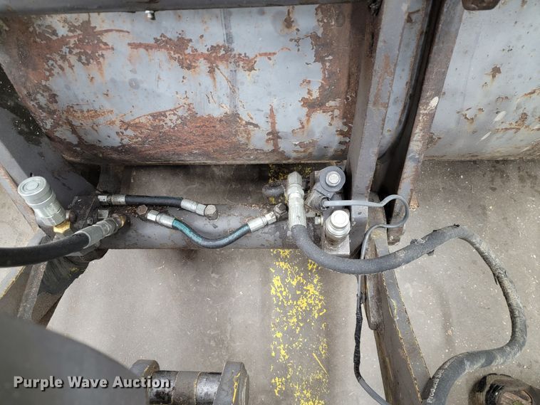 image for item JP9035 2006 Volvo L25B-P  wheel loader