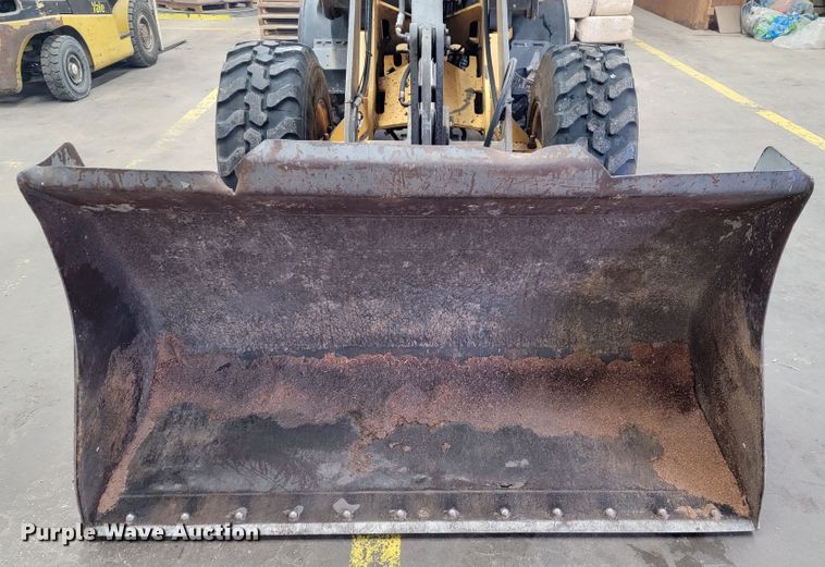 image for item JP9035 2006 Volvo L25B-P  wheel loader