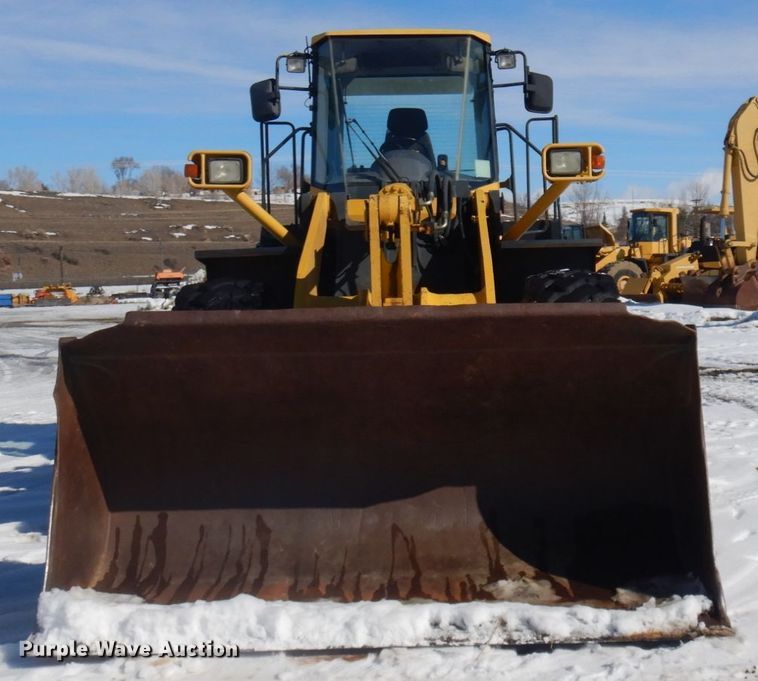 image for item KE9284 2003 Komatsu WA400-5L  wheel loader