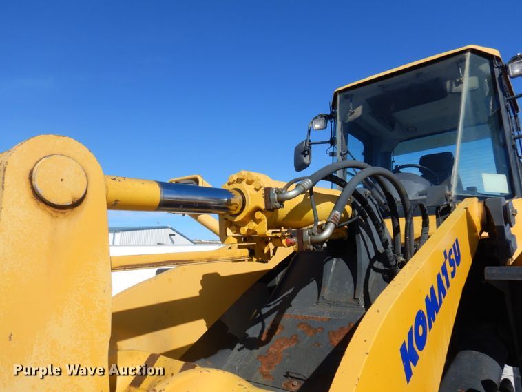 image for item KE9284 2003 Komatsu WA400-5L  wheel loader