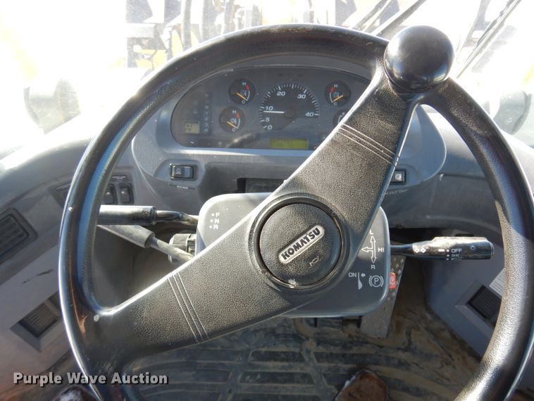 image for item KE9284 2003 Komatsu WA400-5L  wheel loader