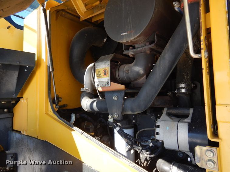 image for item KE9284 2003 Komatsu WA400-5L  wheel loader