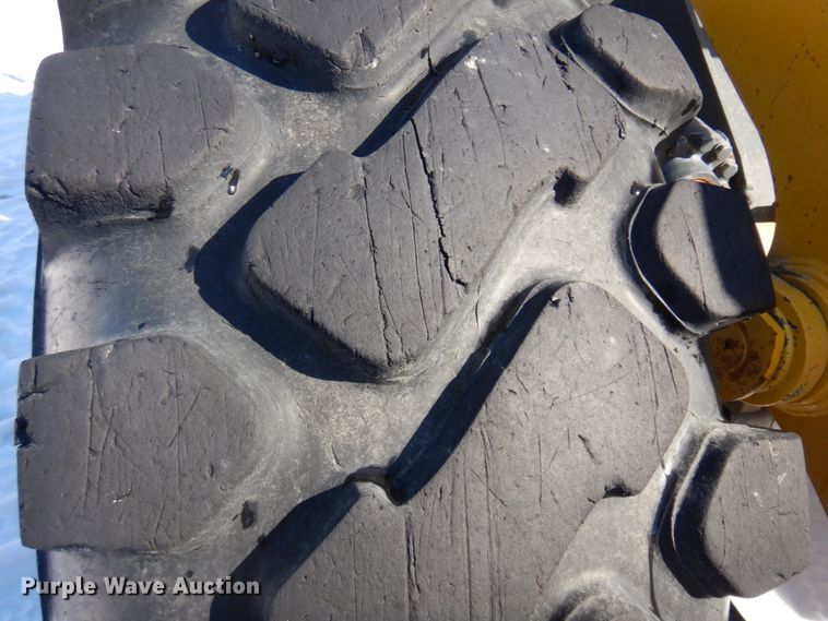 image for item KE9284 2003 Komatsu WA400-5L  wheel loader